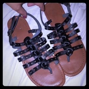 SOLD. Crossposted. Mossimo Sandals